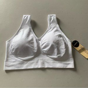 Truekind Bra Everyday Throw On White   Wireless Bralette Padded Medium M